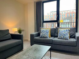 Stunning City Centre Apartment - Sleeps 4