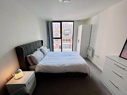 Stunning City Centre Apartment - Sleeps 4