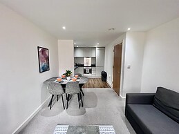 Stunning City Centre Apartment - Sleeps 4