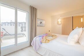 Yuna Porte Maillot - ApartHotel