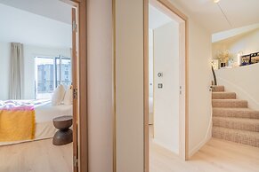 Yuna Porte Maillot - ApartHotel