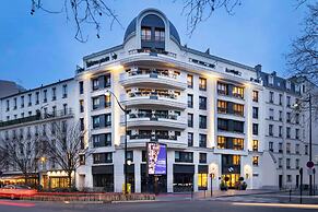 Yuna Porte Maillot - ApartHotel