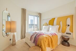 Yuna Porte Maillot - ApartHotel