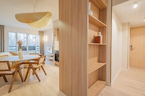 Yuna Porte Maillot - ApartHotel