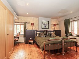 Yarn Cottage