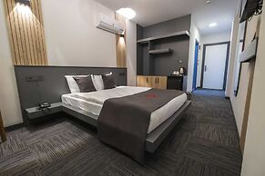 Dewy Hotel