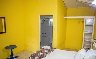 Momsplace Guesthouse