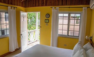 Momsplace Guesthouse