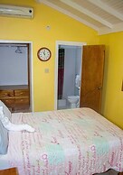 Momsplace Guesthouse