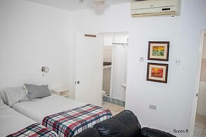 Momsplace Guesthouse