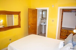 Momsplace Guesthouse