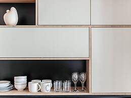 Sanders Port - Prime Studio Near Piraeus Port