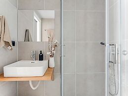 Sanders Port - Prime Studio Near Piraeus Port