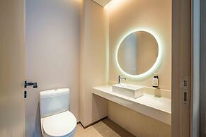 EVEN Hotel Shanghai Expo by IHG