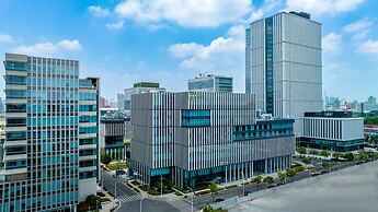 EVEN Hotel Shanghai Expo by IHG