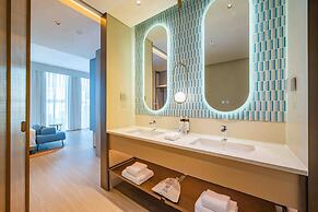 EVEN Hotel Shanghai Expo by IHG