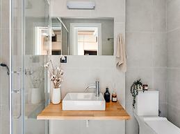 Sanders Port - Sleeky Studio With Roof-top Terrace