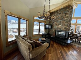 Earhart Crested Butte