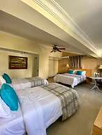 BOTANIC GARDEN HOSTAL