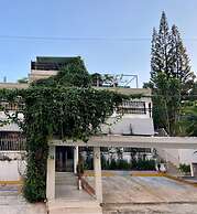 BOTANIC GARDEN HOSTAL