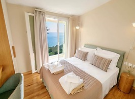 Villa with sea view Kontogialos