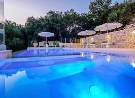 Villa with sea view Kontogialos