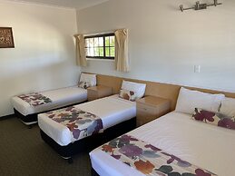 Landsborough Lodge Motel
