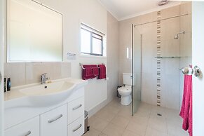 Landsborough Lodge Motel