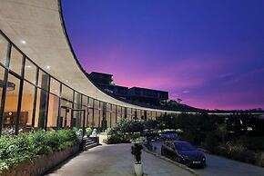 Vigolando Van Ho Resort