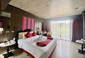 Vigolando Van Ho Resort