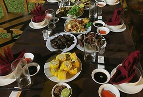 Vigolando Van Ho Resort