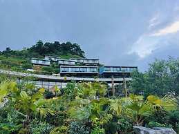Vigolando Van Ho Resort