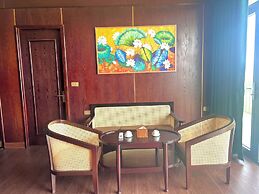 Vigolando Van Ho Resort