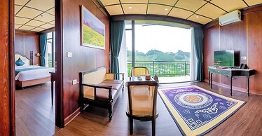 Vigolando Van Ho Resort