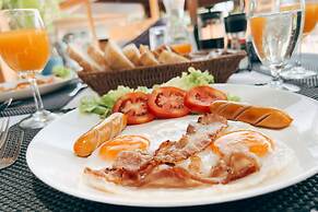 Cruiser Island Resort by Swiss-Belhotel