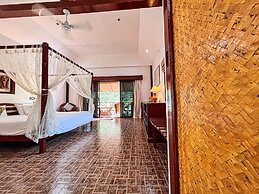 Cruiser Island Resort by Swiss-Belhotel