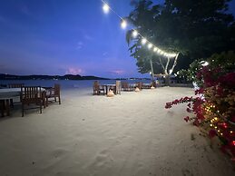 Cruiser Island Resort by Swiss-Belhotel