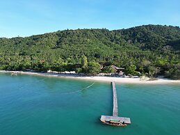 Cruiser Island Resort by Swiss-Belhotel