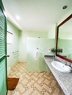 Cruiser Island Resort by Swiss-Belhotel