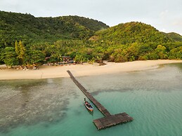 Cruiser Island Resort by Swiss-Belhotel