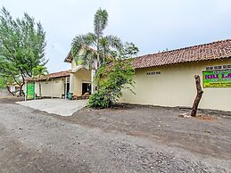 SPOT ON 92220 Sari Laut