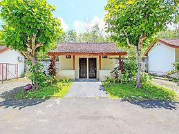 SPOT ON 92257 Orchid Guest House