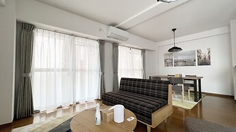 Dio Higashi Shinsaibashi