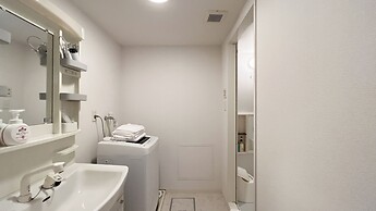 Dio Higashi Shinsaibashi