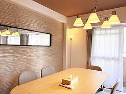 Dio Higashi Shinsaibashi