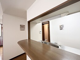 Dio Higashi Shinsaibashi