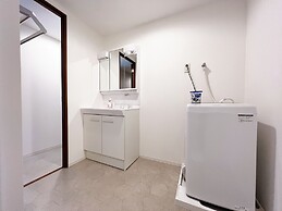 Dio Higashi Shinsaibashi