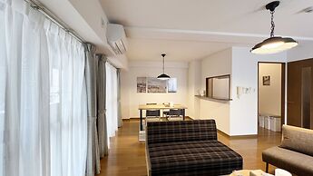 Dio Higashi Shinsaibashi