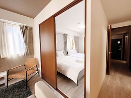 Dio Higashi Shinsaibashi