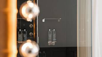 Ruby Stella Hotel London by IHG